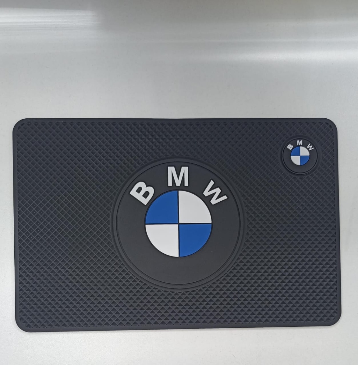 Коврик-держатель противоскользящий 199