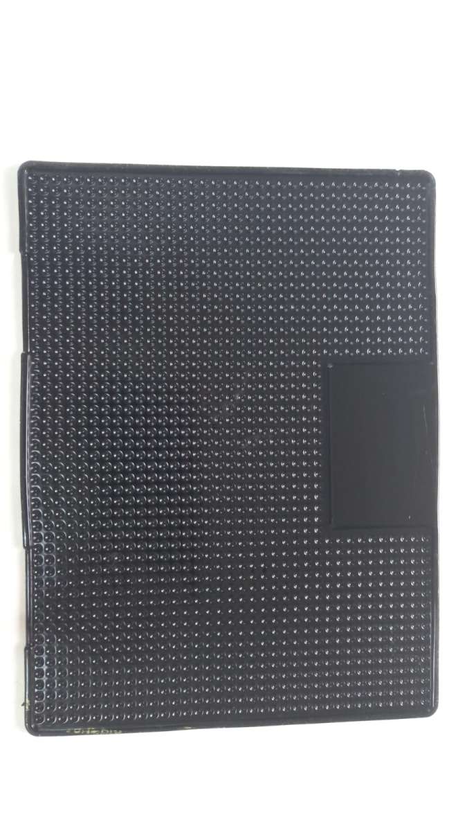 Коврик-держатель в авто