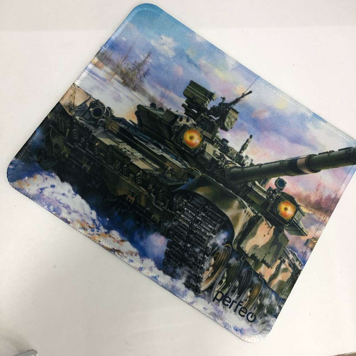 Коврик для мыши Perfeo PF-D0703 "Tanks", 180х220x2мм, ткань, резиновое основание,