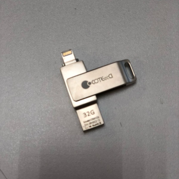 USB 8pin 32GB