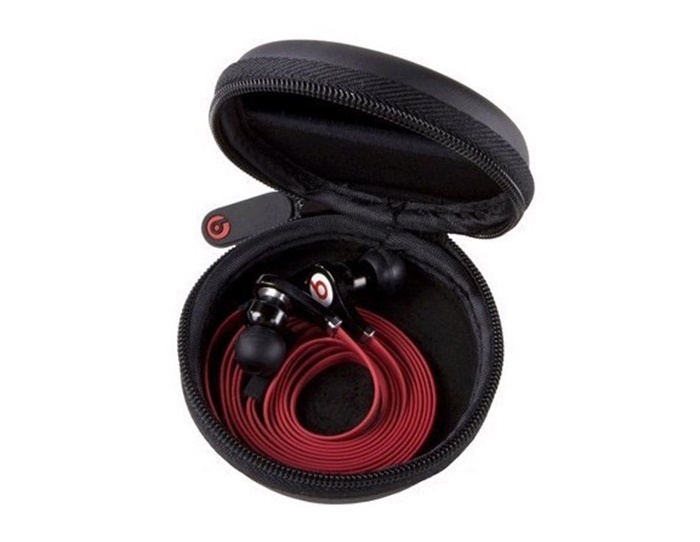 Наушники beats в чехле