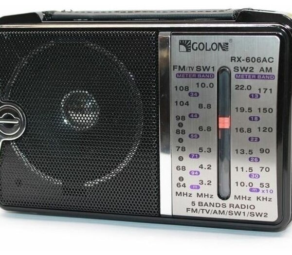Приемник Radio RX-606AC сетевой, AUX, питание: 220B, (2хR20)
